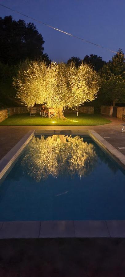 Bed and Breakfast Il Gigante Che Dorme Castel Castagna Esterno foto