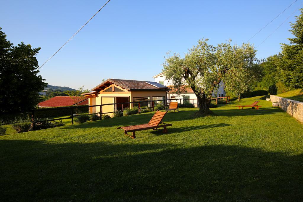 Bed and Breakfast Il Gigante Che Dorme Castel Castagna Esterno foto