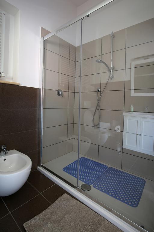 Bed and Breakfast Il Gigante Che Dorme Castel Castagna Esterno foto