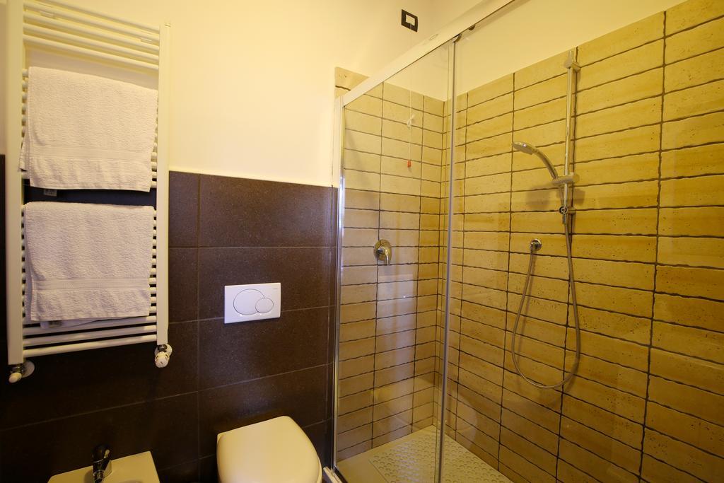Bed and Breakfast Il Gigante Che Dorme Castel Castagna Esterno foto