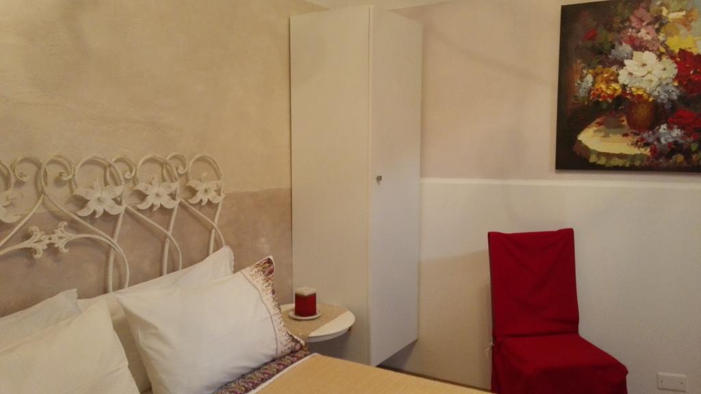 Bed and Breakfast Il Gigante Che Dorme Castel Castagna Esterno foto
